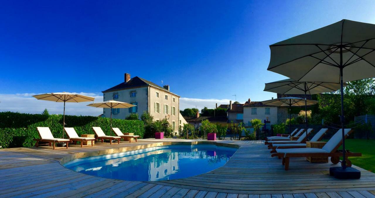 Maison Hirondelles Hôtes Mezieres-sur-Issoire Exterior foto